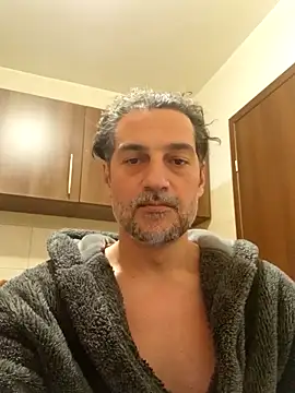 Snapshot of Arges20 chatting on 02-09-26, 04:05 Arges20 online show from 02-09-26, 04:05