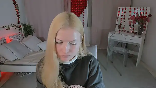 Laly Peach online show from 02-17-26, 11:51