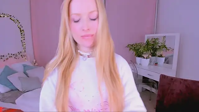 Laly Peach online show from 03-08-25, 07:53