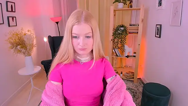 Laly Peach online show from 03-12-25, 04:56