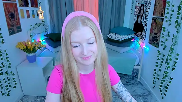 Laly Peach online show from 03-01-25, 03:49