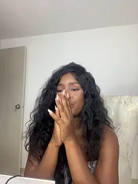 katherin cruz  online show from 11-06-25, 01:42