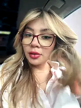 DIANITA 1988 online show from 10-29-25, 04:28