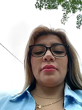 Snapshot of DIANITA_1988 chatting on 02-20-25, 02:02 DIANITA 1988 online show from 02-20-25, 02:02