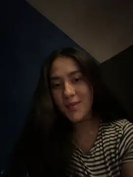 Nina lovi online show from 05-23-26, 03:38