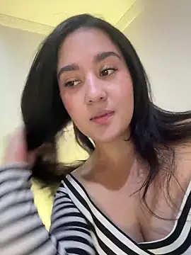 Nina lovi online show from 12-07-24, 11:29