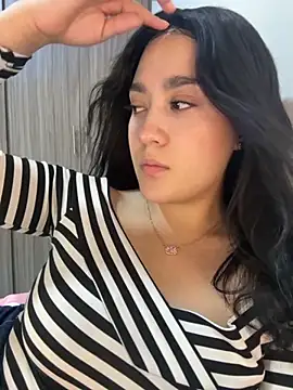 Nina lovi online show from 12-04-25, 12:20