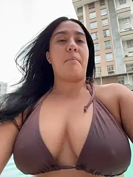 Nina lovi online show from 07-19-26, 09:11