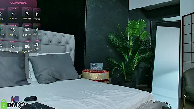 MeganHopeX online show from 11-22-25, 05:39