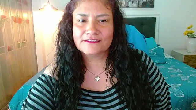 Snapshot of salomexlove_20 chatting on 07-16-26, 01:30 salomexlove 20 online show from 07-16-26, 01:30