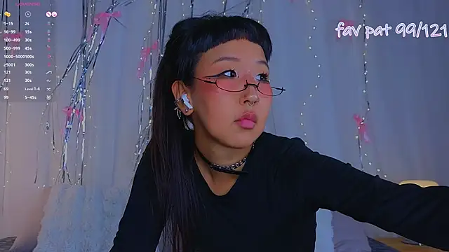 Snapshot of a11yson chatting on 07-04-26, 04:22 a11yson online show from 07-04-26, 04:22