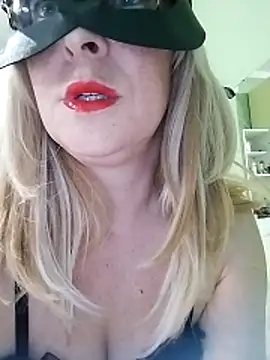 Snapshot of Vivian115 chatting on 05-28-26, 03:51 Vivian115 online show from 05-28-26, 03:51