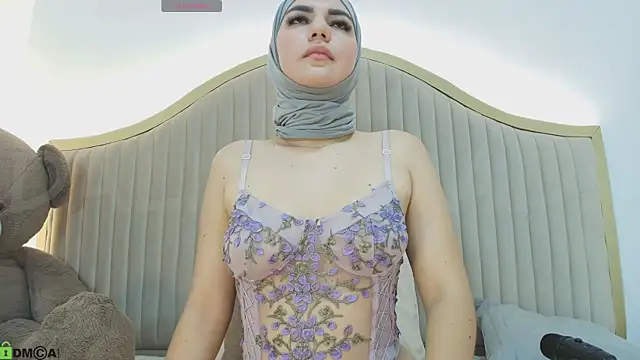 dalilasaadi  online show from 10-11-25, 03:57