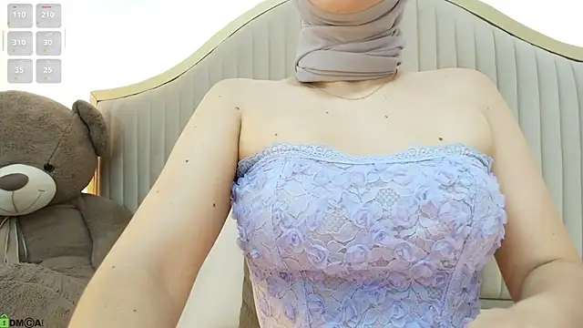 dalilasaadi  online show from 11-06-25, 03:27