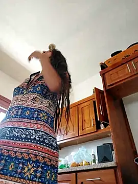 Luna-Natural online show from 02-12-26, 06:18