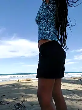 Luna-Natural online show from 11-14-25, 06:55