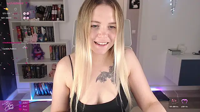 Emma Bryan online show from 11-12-25, 03:27