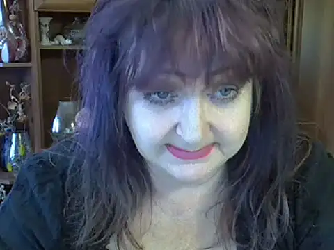 Snapshot of ElenaZed chatting on 02-26-25, 10:05 ElenaZed online show from 02-26-25, 10:05