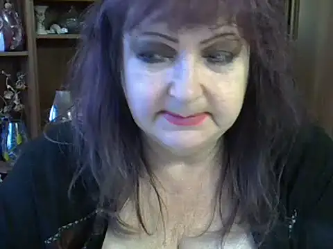 Snapshot of ElenaZed chatting on 02-28-25, 07:15 ElenaZed online show from 02-28-25, 07:15