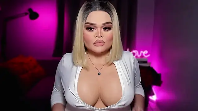 KarolinaThompson online show from 02-18-26, 05:38