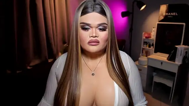 KarolinaThompson online show from 12-01-24, 04:34