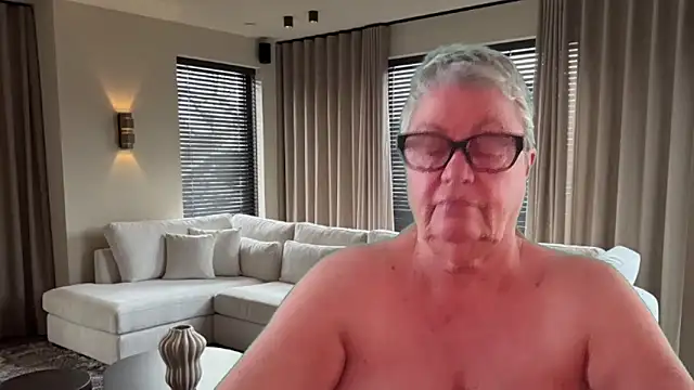 Snapshot of GrannyChrissy68 chatting on 06-30-26, 01:55 GrannyChrissy68 online show from 06-30-26, 01:55