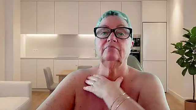 Snapshot of GrannyChrissy68 chatting on 06-19-26, 07:09 GrannyChrissy68 online show from 06-19-26, 07:09