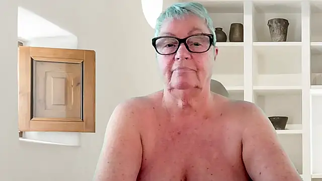 Snapshot of GrannyChrissy68 chatting on 06-18-26, 03:28 GrannyChrissy68 online show from 06-18-26, 03:28