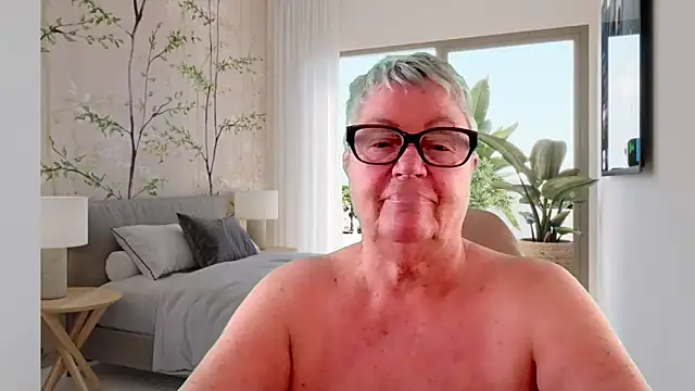 Snapshot of GrannyChrissy68 chatting on 06-17-26, 12:26 GrannyChrissy68 online show from 06-17-26, 12:26