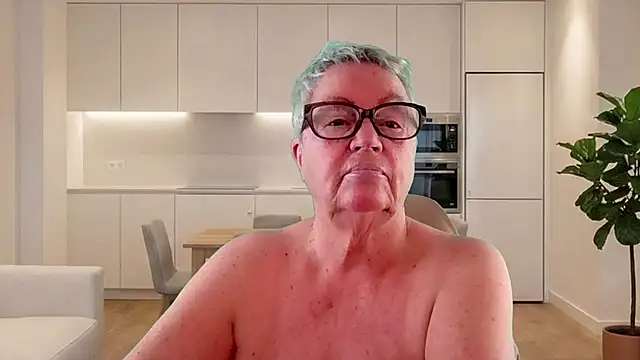 Snapshot of GrannyChrissy68 chatting on 06-20-26, 12:21 GrannyChrissy68 online show from 06-20-26, 12:21