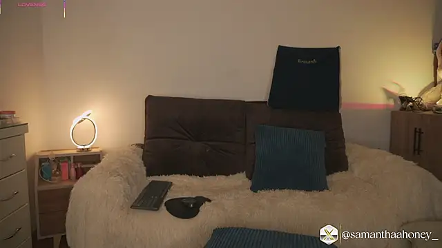 samanthaa  online show from 03-10-26, 11:42