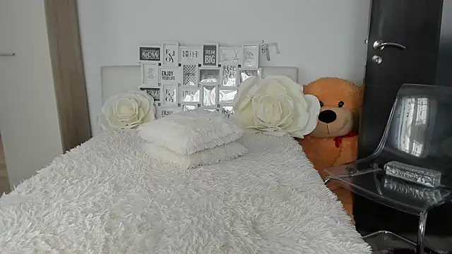 sweetemy4u online show from 03-31-26, 07:54