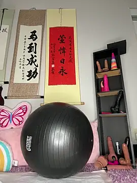 NicoleCocksXXX online show from 04-08-26, 10:17