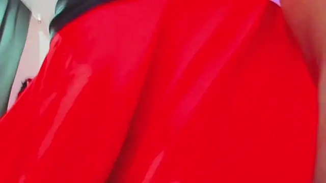 Snapshot of samantha__smile chatting on 10-14-25, 09:15 samantha  smile online show from 10-14-25, 09:15
