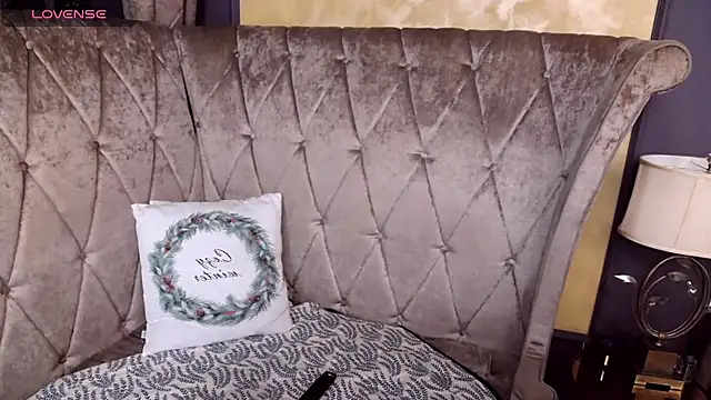 BustyGizelle online show from 11-05-25, 06:16