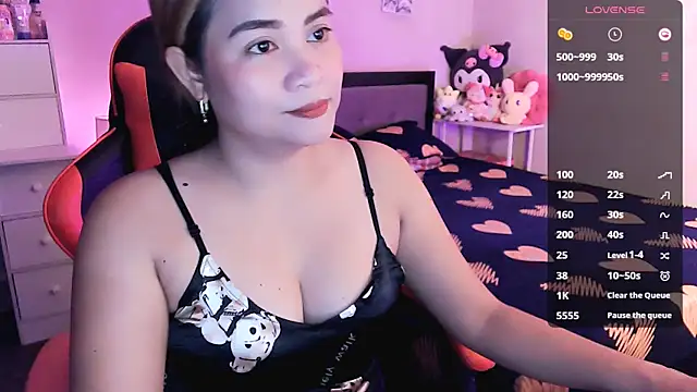 Snapshot of yenyen_ chatting on 07-07-26, 12:35 yenyen online show from 07-07-26, 12:35