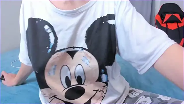 DreamGirl225 online show from 10-31-25, 10:38