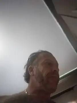 trucker1979 online show from 12-22-25, 08:31