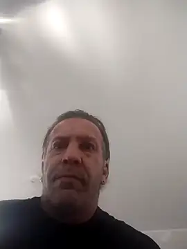 trucker1979 online show from 04-06-26, 04:52