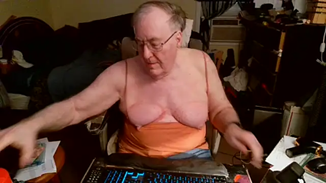 Toastir online show from 02-16-26, 09:45