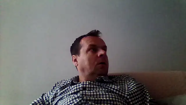 grzes19763 online show from 04-05-26, 04:13