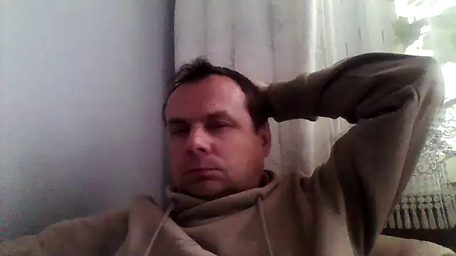 grzes19763 online show from 04-15-26, 08:42