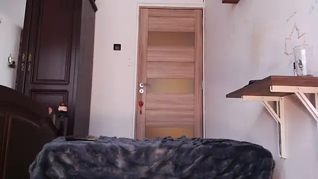 Snapshot of Goddess_Inanna chatting on 11-08-25, 06:39 Goddess Inanna online show from 11-08-25, 06:39