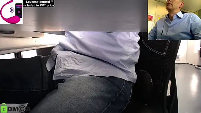 Snapshot of pliko chatting on 02-27-25, 02:54 pliko online show from 02-27-25, 02:54