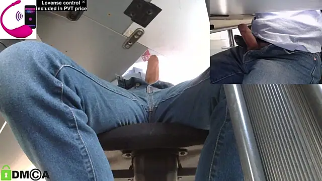 Snapshot of pliko chatting on 10-28-25, 02:16 pliko online show from 10-28-25, 02:16