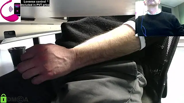 Snapshot of pliko chatting on 03-12-25, 03:40 pliko online show from 03-12-25, 03:40