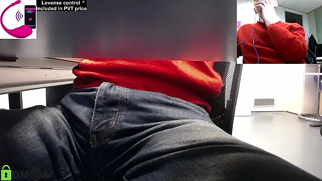 Snapshot of pliko chatting on 03-07-25, 08:56 pliko online show from 03-07-25, 08:56