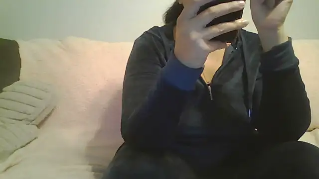 beautylovess online show from 11-14-25, 03:59