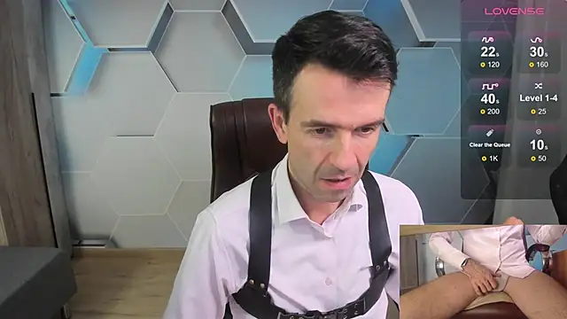 Snapshot of SteveTiger chatting on 01-18-26, 03:26 SteveTiger online show from 01-18-26, 03:26