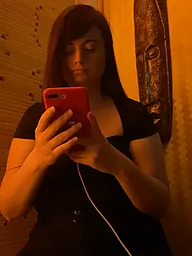 PhotoBabe online show from 02-14-25, 10:36